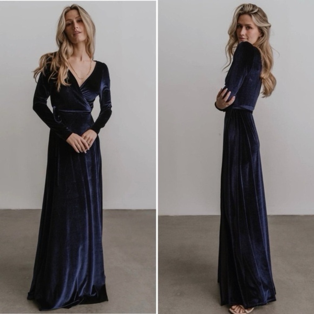 Baltic Born Esmeralda Long Sleeve Wrap Velvet Maxi Dress Medium New with Tags